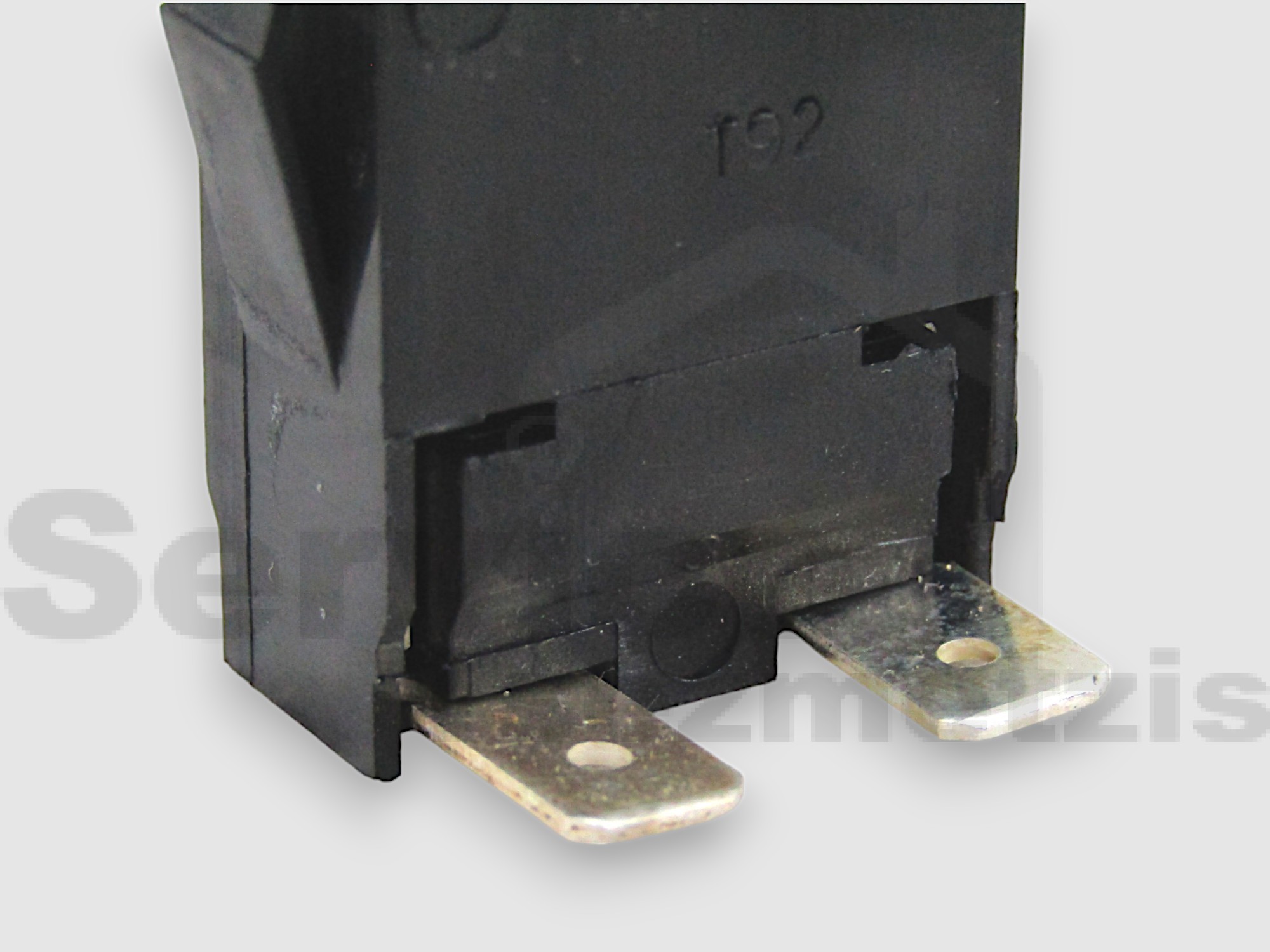 Gallery image 2 of ΔΙΑΚΟΠΤΗΣ ΨΥΓΕΙΟΥ 2 ΕΠΑΦΩΝ ΜΑΥΡΟΣ C3006 1-NO 0.3A 250V